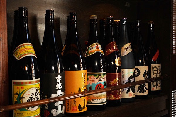 豊富な種類のお酒をご用意